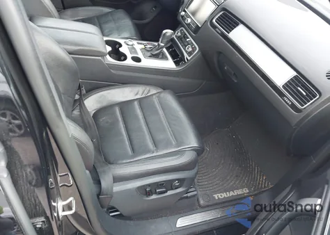 2017 Volkswagen Touareg V6 Wolfsburg Edition from USA, damaged, VIN WVGRF7BP6HD006412